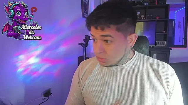 Snapshot of Strip_Classes_Col chatting on January 14, 2026, 3:04 pm Strip Classes Col online show from January 14, 2026, 3:04 pm