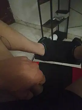 Snapshot of enoc369 chatting on April 14, 2026, 6:07 am enoc369 online show from April 14, 2026, 6:07 am