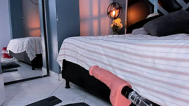 Snapshot of Melissa_23_ chatting on October 12, 2025, 11:22 am Melissa 23 online show from October 12, 2025, 11:22 am