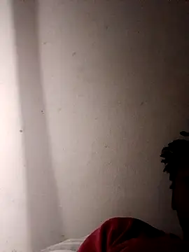 Snapshot of menzix96 chatting on November 18, 2025, 12:48 am menzix96 online show from November 18, 2025, 12:48 am