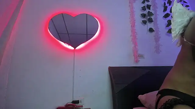 G obedient boy online show from March 14, 2025, 12:21 am