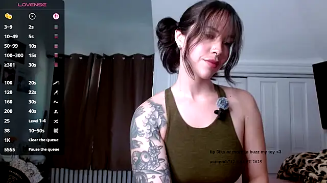 Snapshot of autumnb712 chatting on September 26, 2025, 4:03 pm autumnb712 online show from September 26, 2025, 4:03 pm