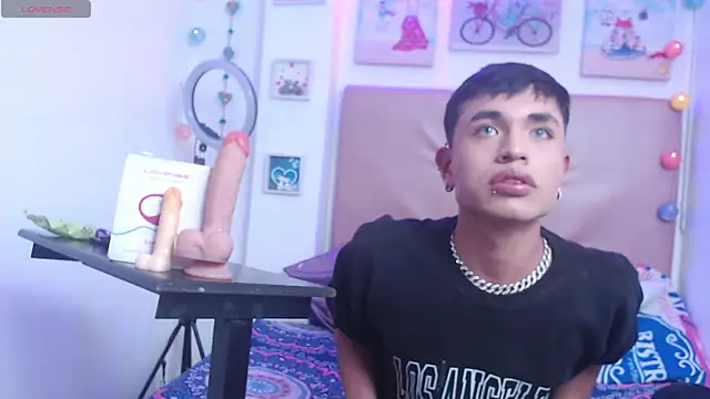 Snapshot of willians___0 chatting on November 9, 2025, 4:49 am willians 0 online show from November 9, 2025, 4:49 am