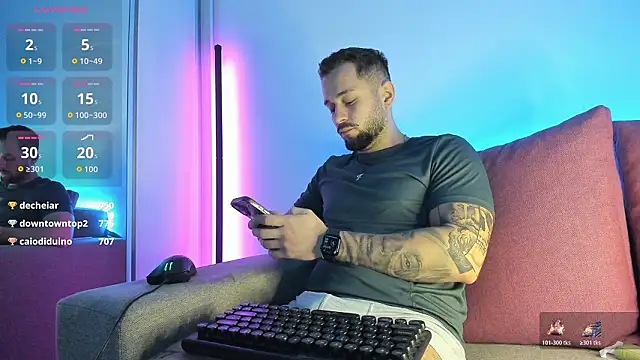 Snapshot of nicholasX1 chatting on March 8, 2026, 2:04 am nicholasX1 online show from March 8, 2026, 2:04 am