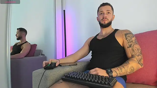 nicholasX1 online show from May 14, 2026, 10:34 am