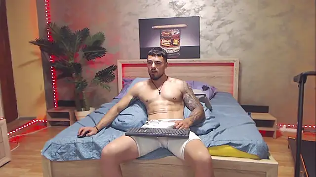Snapshot of Tiberius_hunk chatting on June 25, 2026, 5:12 am Tiberius hunk online show from June 25, 2026, 5:12 am