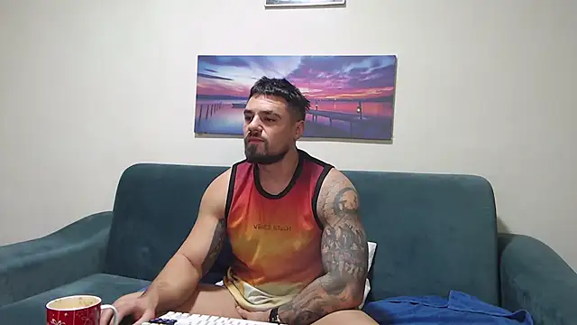 Tiberius hunk online show from December 2, 2025, 6:59 am