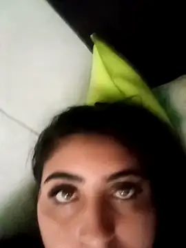 mayteziinhaa online show from March 11, 2026, 6:46 pm