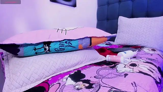 Snapshot of Aitana_star1 chatting on November 21, 2025, 7:51 am Aitana star1 online show from November 21, 2025, 7:51 am