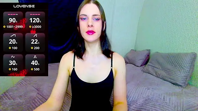 Snapshot of Nicole_Redfields chatting on April 14, 2026, 5:45 am Nicole Redfields online show from April 14, 2026, 5:45 am