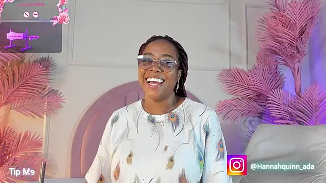 Hanaahquinn online show from May 6, 2026, 11:47 am