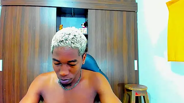 Dreamastercum  online show from October 21, 2025, 11:53 am