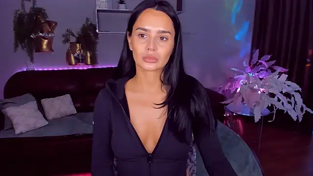 Snapshot of DanaSincere chatting on April 15, 2026, 4:51 am DanaSincere online show from April 15, 2026, 4:51 am