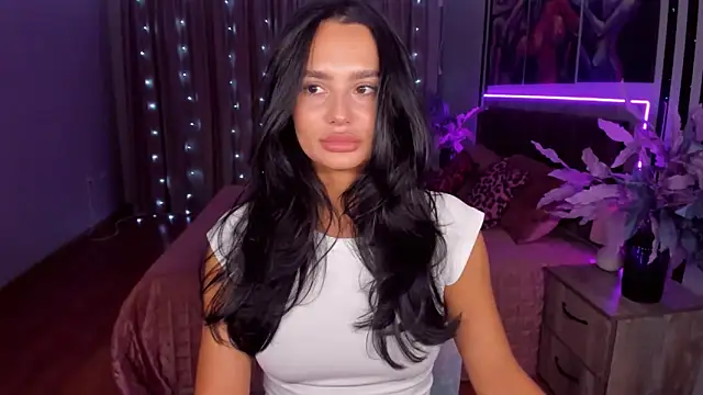 DanaSincere online show from March 13, 2025, 3:33 am