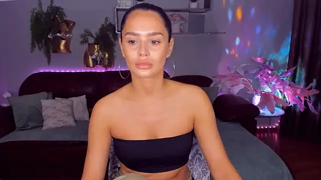 Snapshot of DanaSincere chatting on April 9, 2026, 3:52 am DanaSincere online show from April 9, 2026, 3:52 am