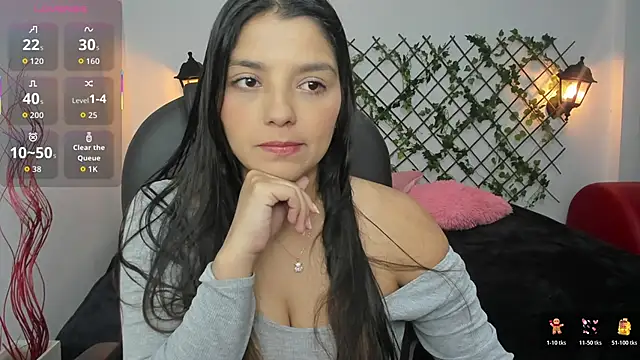 Snapshot of issa__nassar chatting on October 29, 2025, 1:32 pm issa nassar online show from October 29, 2025, 1:32 pm