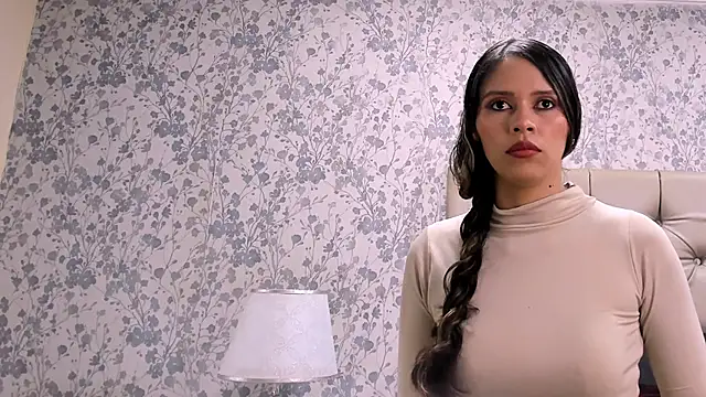 Snapshot of LiliJensen chatting on November 2, 2025, 8:47 pm LiliJensen online show from November 2, 2025, 8:47 pm