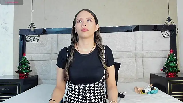 Snapshot of LiliJensen chatting on November 27, 2025, 7:25 pm LiliJensen online show from November 27, 2025, 7:25 pm