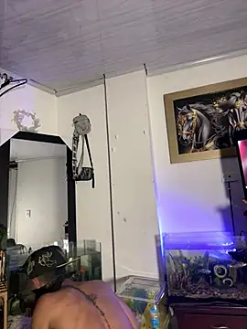 Snapshot of CRAZY-BOY99 chatting on January 17, 2026, 9:02 am CRAZY-BOY99 online show from January 17, 2026, 9:02 am