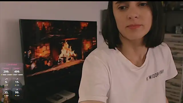 Snapshot of Sharlot-7 chatting on March 18, 2025, 2:28 pm Sharlot-7 online show from March 18, 2025, 2:28 pm