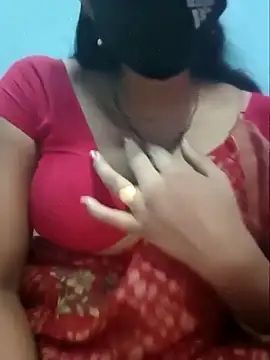 Sexyradha  online show from April 13, 2026, 5:17 pm