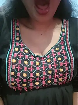 Snapshot of Sexyradha_ chatting on July 8, 2026, 5:19 am Sexyradha online show from July 8, 2026, 5:19 am