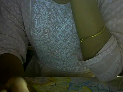Snapshot of mayra89 chatting on October 13, 2025, 1:07 am mayra89 online show from October 13, 2025, 1:07 am