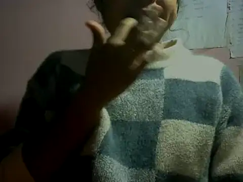 Snapshot of mayra89 chatting on December 5, 2025, 2:48 pm mayra89 online show from December 5, 2025, 2:48 pm