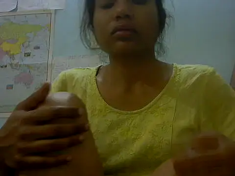 Snapshot of mayra89 chatting on February 25, 2026, 8:41 pm mayra89 online show from February 25, 2026, 8:41 pm