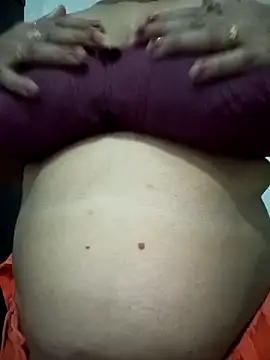 Snapshot of Neha-Bhabhi-Rasily chatting on April 26, 2026, 4:37 pm Neha-Bhabhi-Rasily online show from April 26, 2026, 4:37 pm