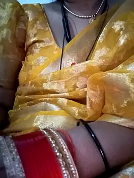 Snapshot of Neha-Bhabhi-Rasily chatting on September 18, 2025, 4:59 am Neha-Bhabhi-Rasily online show from September 18, 2025, 4:59 am