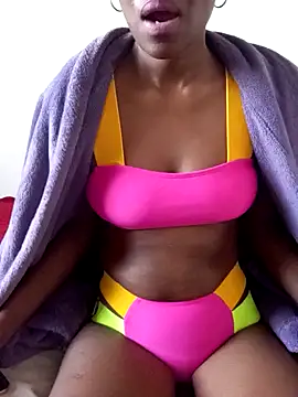 Snapshot of Missvixen81 chatting on November 12, 2025, 5:11 am Missvixen81 online show from November 12, 2025, 5:11 am