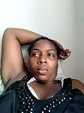 Snapshot of estrellahs chatting on March 16, 2025, 1:49 pm estrellahs online show from March 16, 2025, 1:49 pm