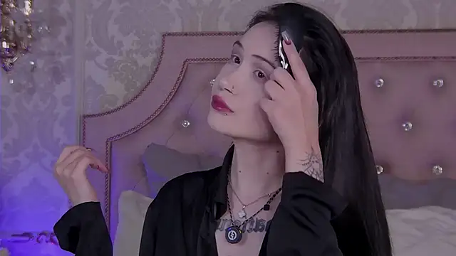 HeatherSweet  online show from February 23, 2026, 5:35 pm