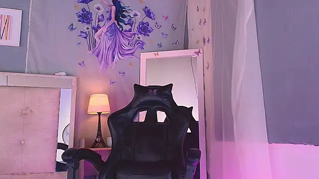 Snapshot of Emily_Castillo_1 chatting on March 21, 2026, 8:19 am Emily Castillo 1 online show from March 21, 2026, 8:19 am