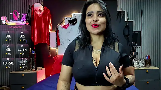 Sarah917 online show from February 3, 2026, 9:09 pm