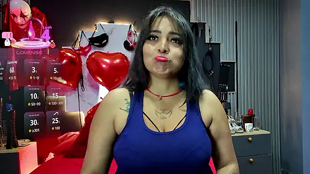 Sarah917 online show from February 16, 2026, 8:07 pm