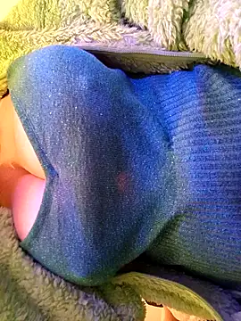 BellyDancer1 online show from November 15, 2025, 8:57 pm