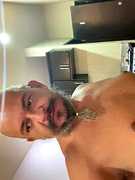 Snapshot of Sollhmaarh chatting on September 20, 2025, 5:23 am Sollhmaarh online show from September 20, 2025, 5:23 am