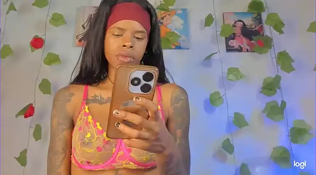 Aprillebony online show from March 12, 2025, 7:47 pm