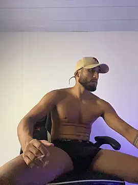 Snapshot of Dasul_ chatting on April 12, 2026, 8:01 pm Dasul online show from April 12, 2026, 8:01 pm