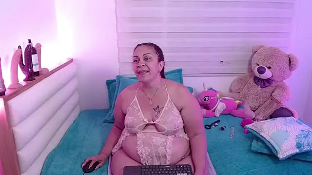 scarlettbooty online show from May 11, 2026, 11:22 am
