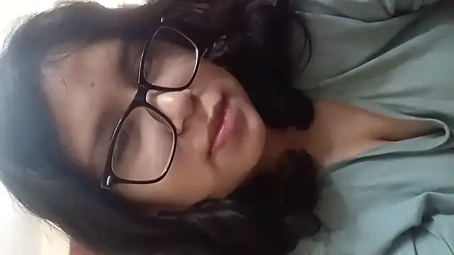 Snapshot of Maferyale chatting on January 7, 2026, 11:21 pm Maferyale online show from January 7, 2026, 11:21 pm