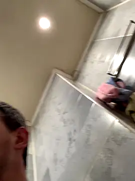 Snapshot of Maxpeins chatting on December 14, 2025, 5:18 pm Maxpeins online show from December 14, 2025, 5:18 pm