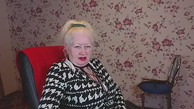 Maya Mayflower online show from November 2, 2025, 4:06 am