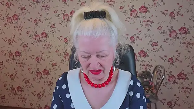 Maya Mayflower online show from April 5, 2026, 3:13 am