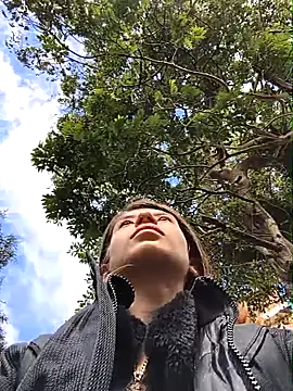 Snapshot of KratosAfroditacs chatting on April 11, 2026, 8:23 pm KratosAfroditacs online show from April 11, 2026, 8:23 pm