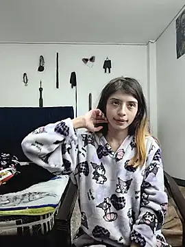 KratosAfroditacs online show from May 23, 2026, 3:49 am