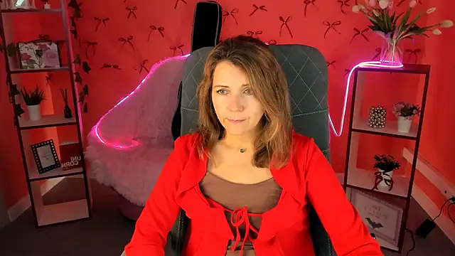 Snapshot of NicoleHitman chatting on September 29, 2025, 5:47 am NicoleHitman online show from September 29, 2025, 5:47 am