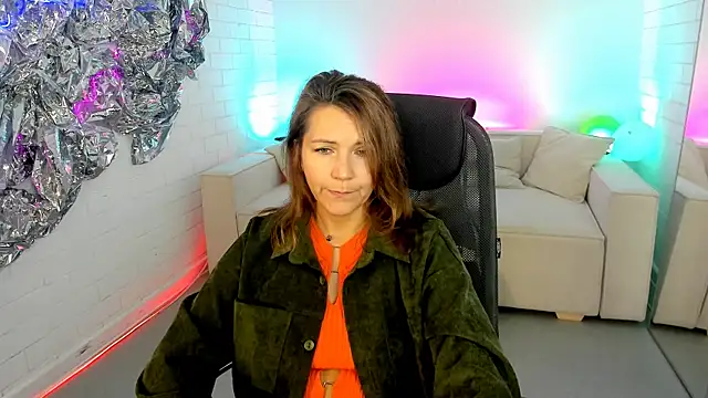 Snapshot of NicoleHitman chatting on September 12, 2025, 5:18 am NicoleHitman online show from September 12, 2025, 5:18 am